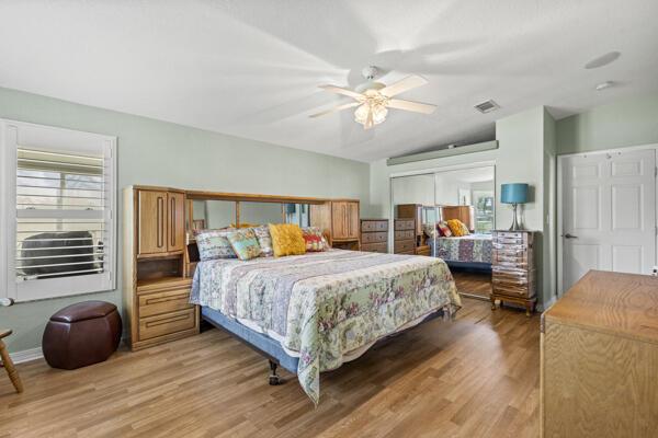 EAGLE RETREAT AT SAVANNA - Residential