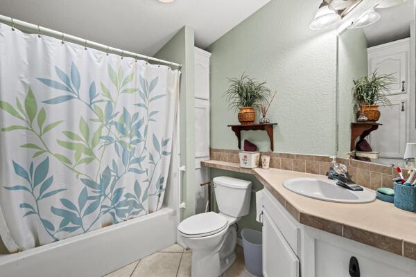 EAGLE RETREAT AT SAVANNA - Residential