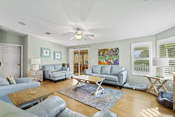 EAGLE RETREAT AT SAVANNA - Residential