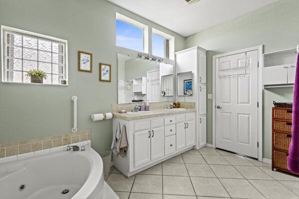 EAGLE RETREAT AT SAVANNA - Residential