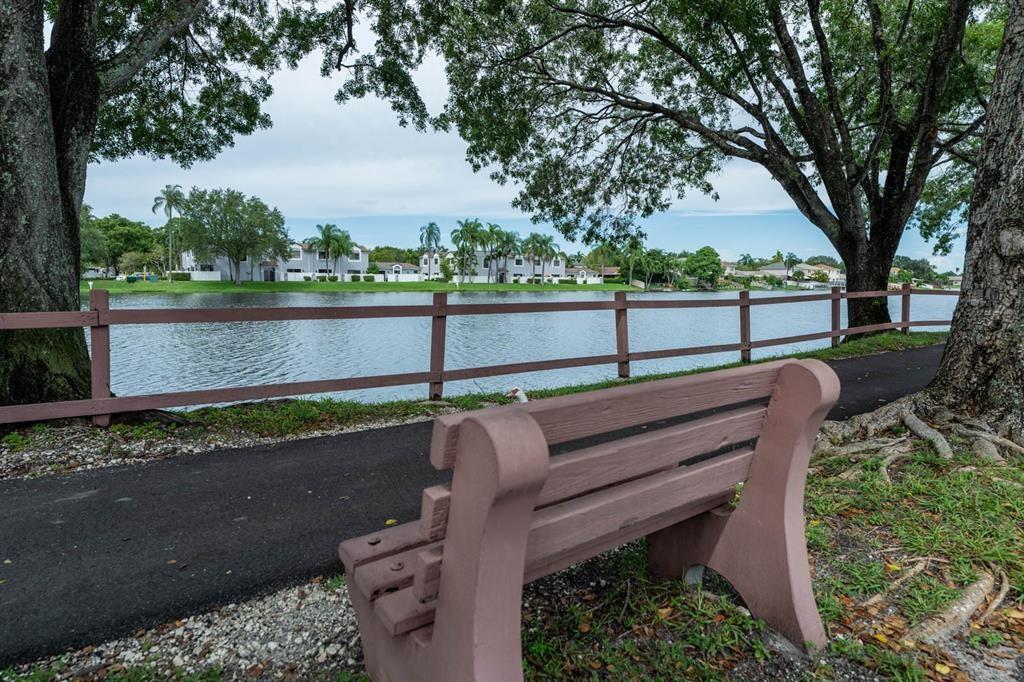 COLONY POINT - Residential