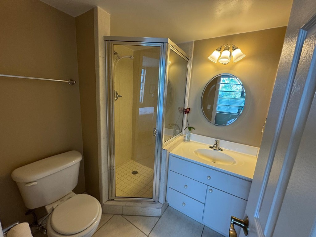 COLONY POINT - Residential