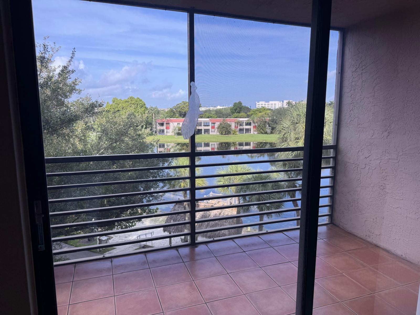 COLONY POINT - Residential