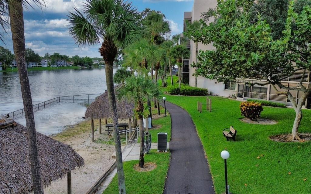 COLONY POINT - Residential