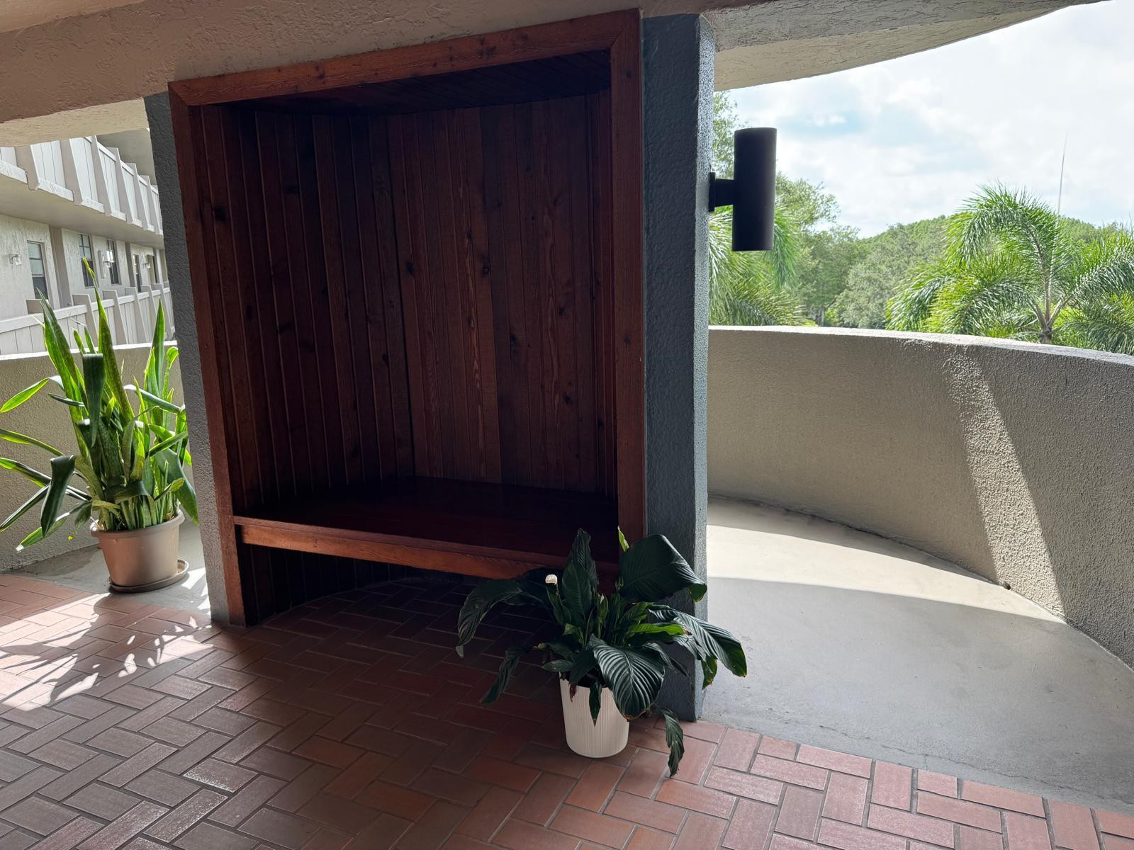 COLONY POINT - Residential