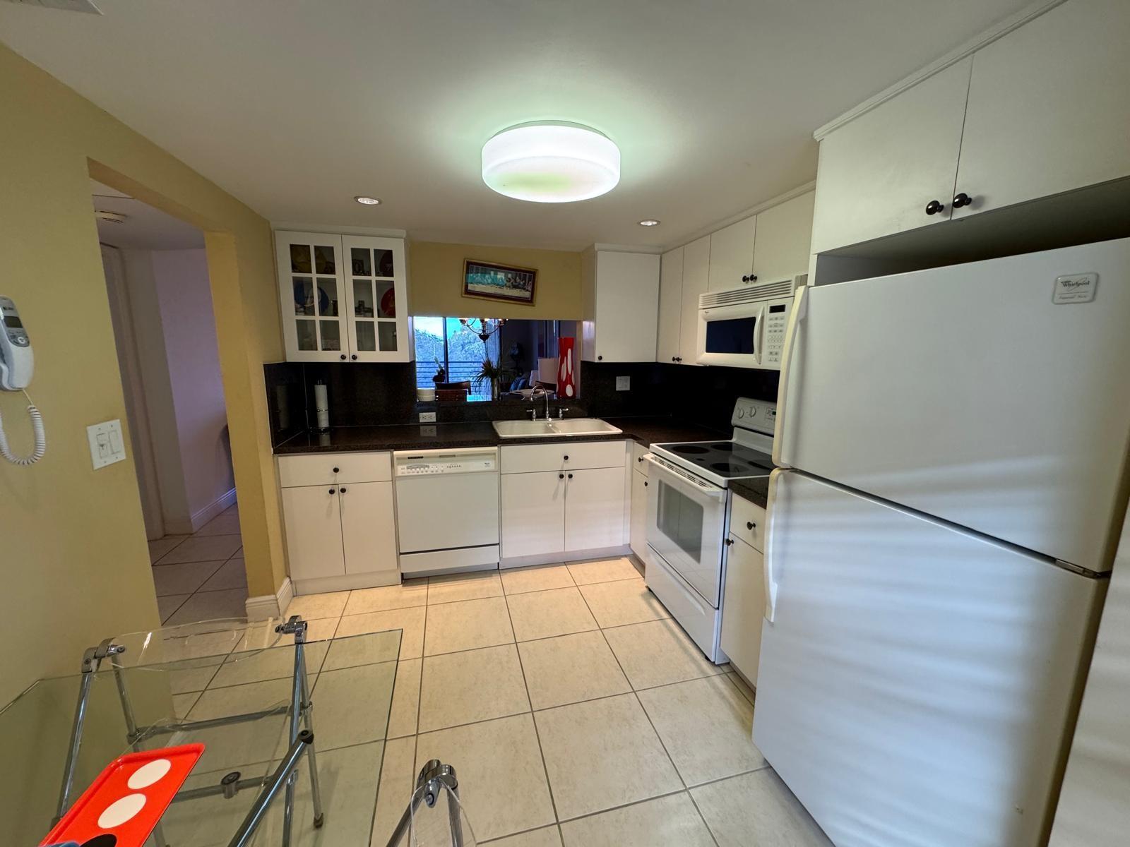 COLONY POINT - Residential