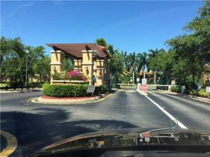 VILLAS AT HARBOR ISLES CONDO - Residential Lease