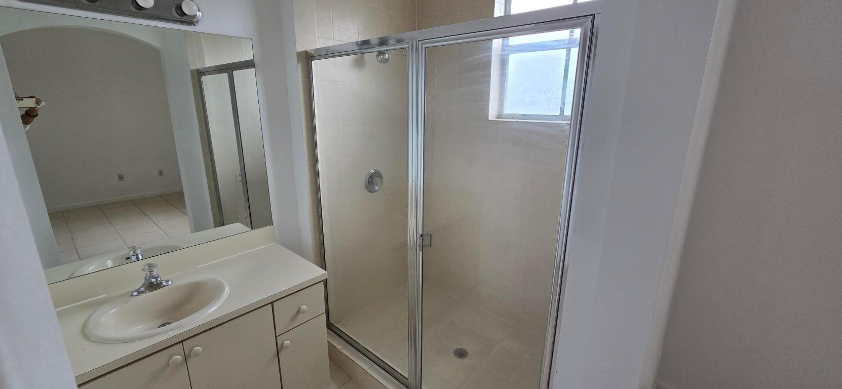 VILLAS AT HARBOR ISLES CONDO - Residential Lease