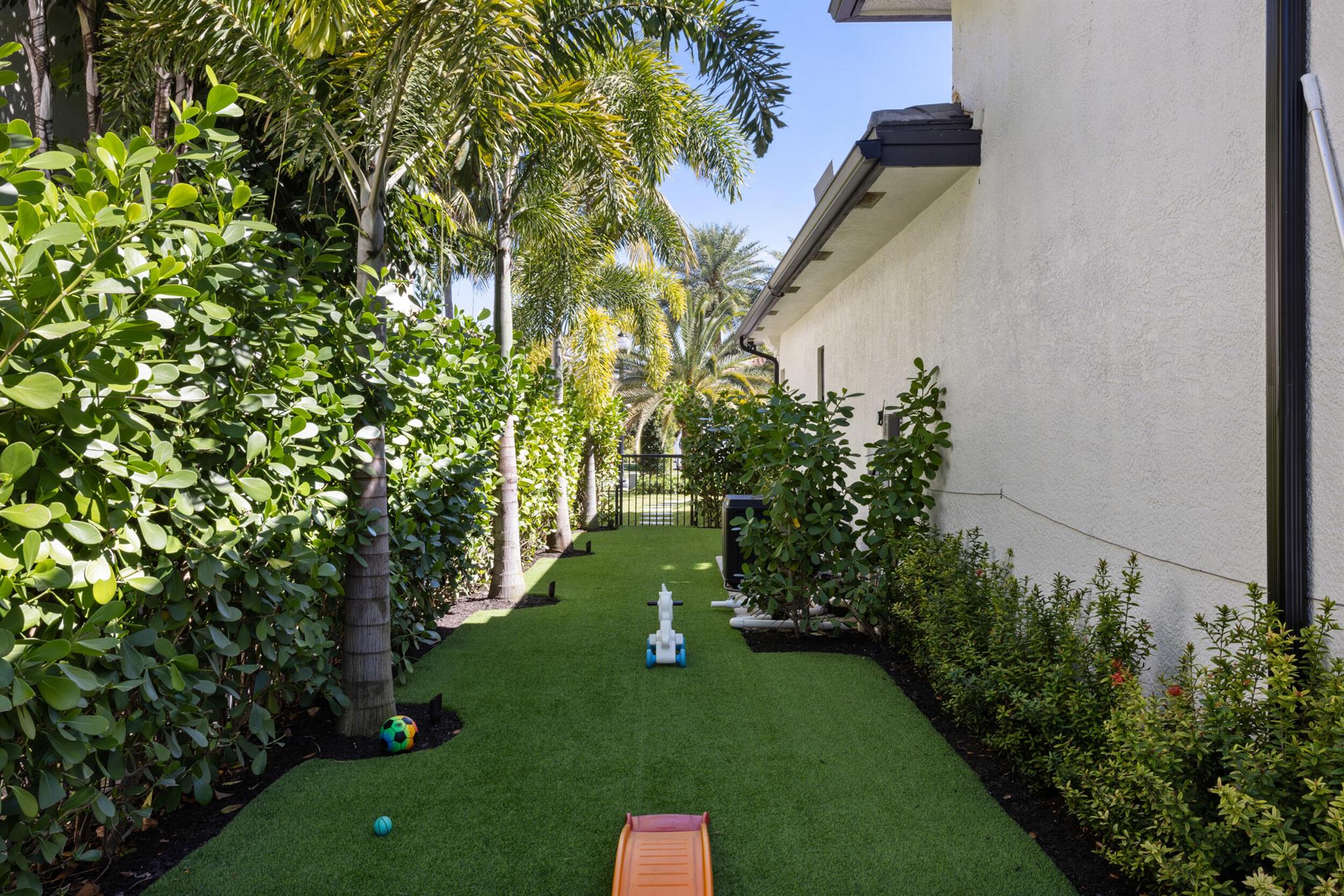 The Oaks at Boca Raton - Residential