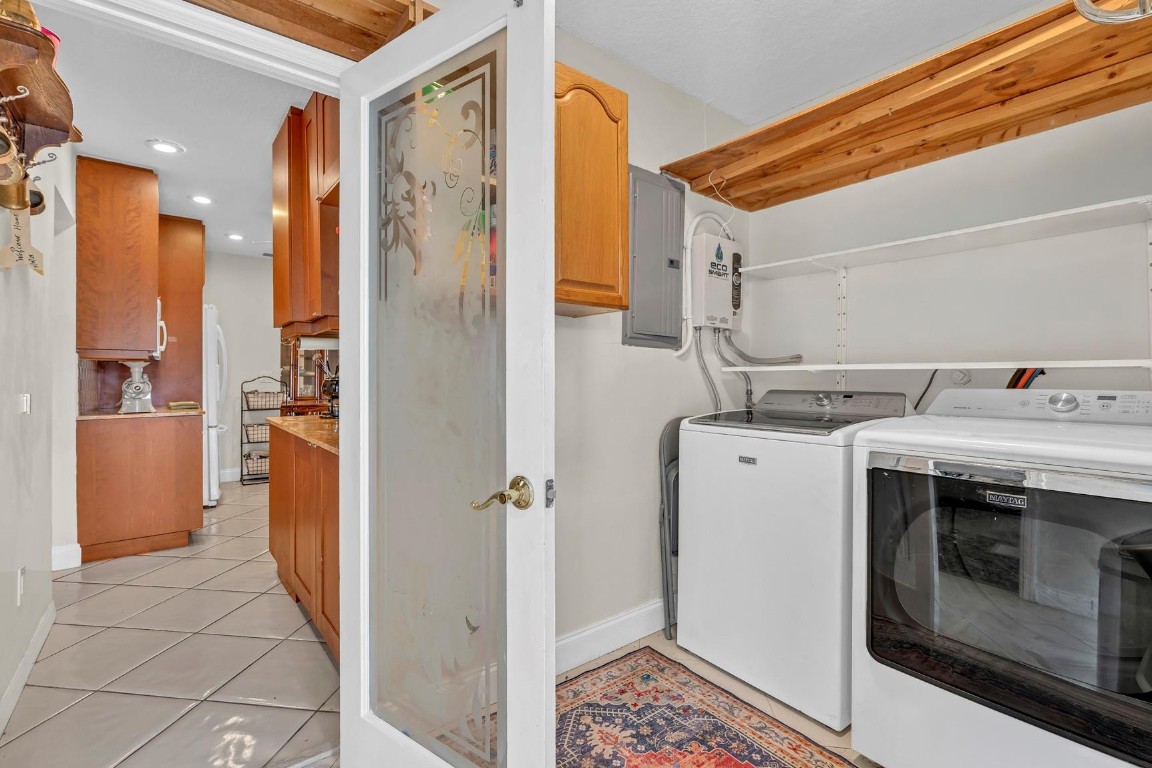 Westwood Commy 6 81-35 B - Residential