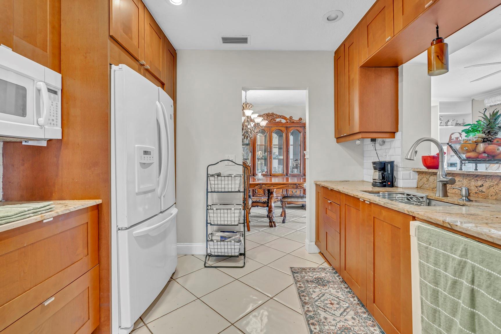 Westwood Commy 6 81-35 B - Residential