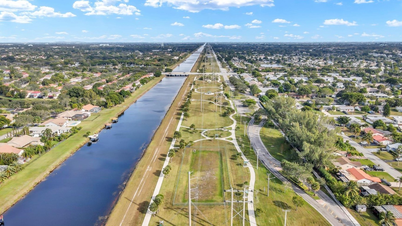 Westwood Commy 6 81-35 B - Residential