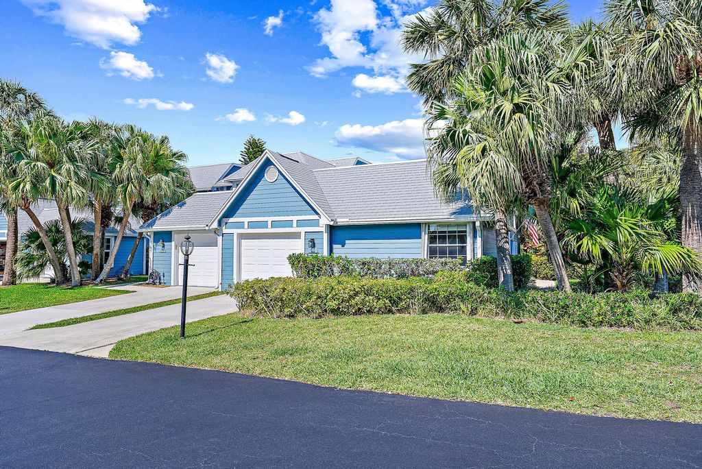Photo of 1528 Ocean Dunes Circle, Jupiter, FL 33477 (MLS # R11166821)