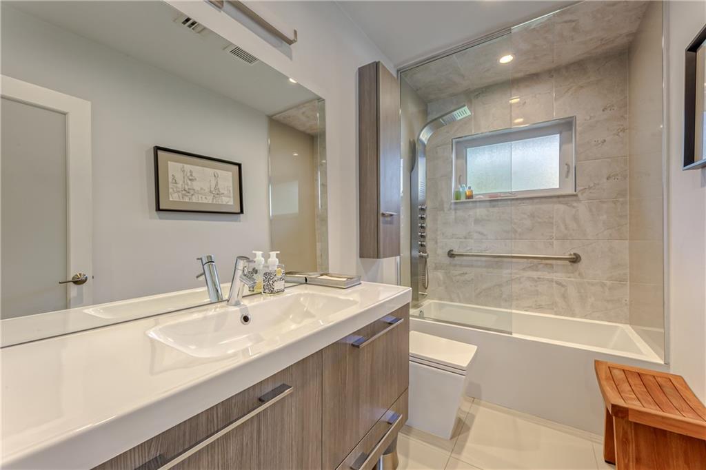 Edgewater Estates 40-7 B - Residential