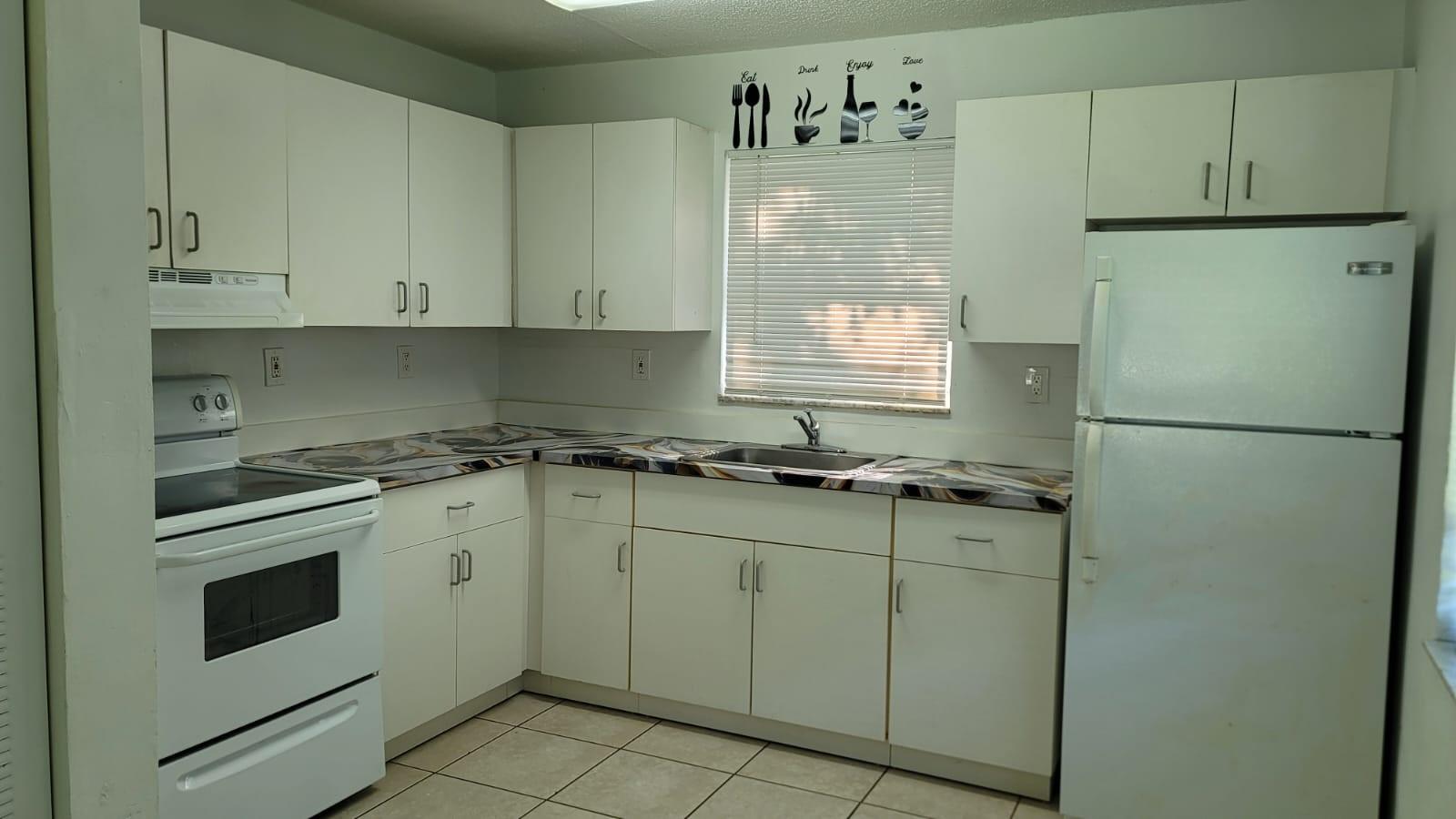 2 bedroom 1 bathroom unit in Hollywood. Tile throughout the entire unit . New kitchen cabinets, Central AC. Quite Multifamily. 2 blocks away from W Dixie Hwy, minutes away from Hollywood Blvd's restaurants and more! Laundry room located near unit.
EASY TO SHOW. CLICK ON SHOW ASSIST. **** NO APPROVAL NEEDED FROM ANY ASSOCIATION, JUST FROM LANDLORD. // REQUIREMENTS: PROOF OF INCOME, BACKGROUND CHECK, COPY OF ID AND CREDIT REPORT.
LANDLORD REQUIRES 1ST MONTH, LAST MONTH AND ONE SECURITY DEPOSIT.
ONE Parking Space assigned // Dumpster on Facility // No ammenities.