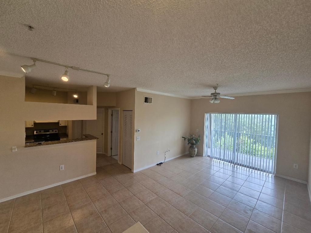 Photo of 3404 Tuscany Way #3404, Boynton Beach, FL 33435 (MLS # R11089865)