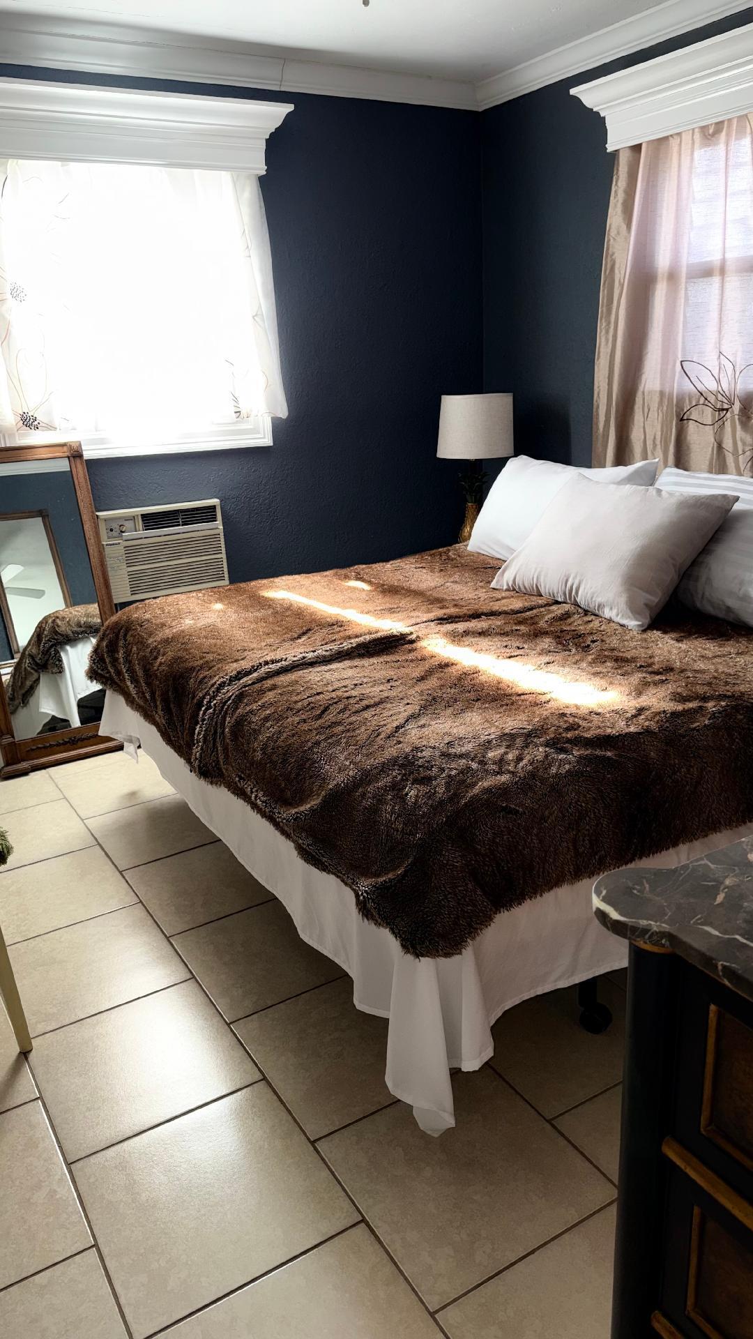 CLIFF LAKE VILLAS CO-OP - Residential