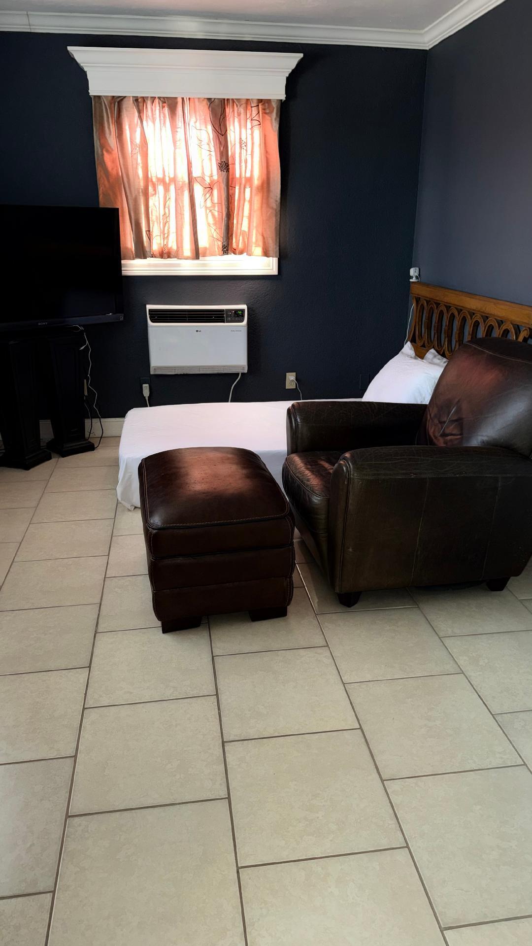 CLIFF LAKE VILLAS CO-OP - Residential