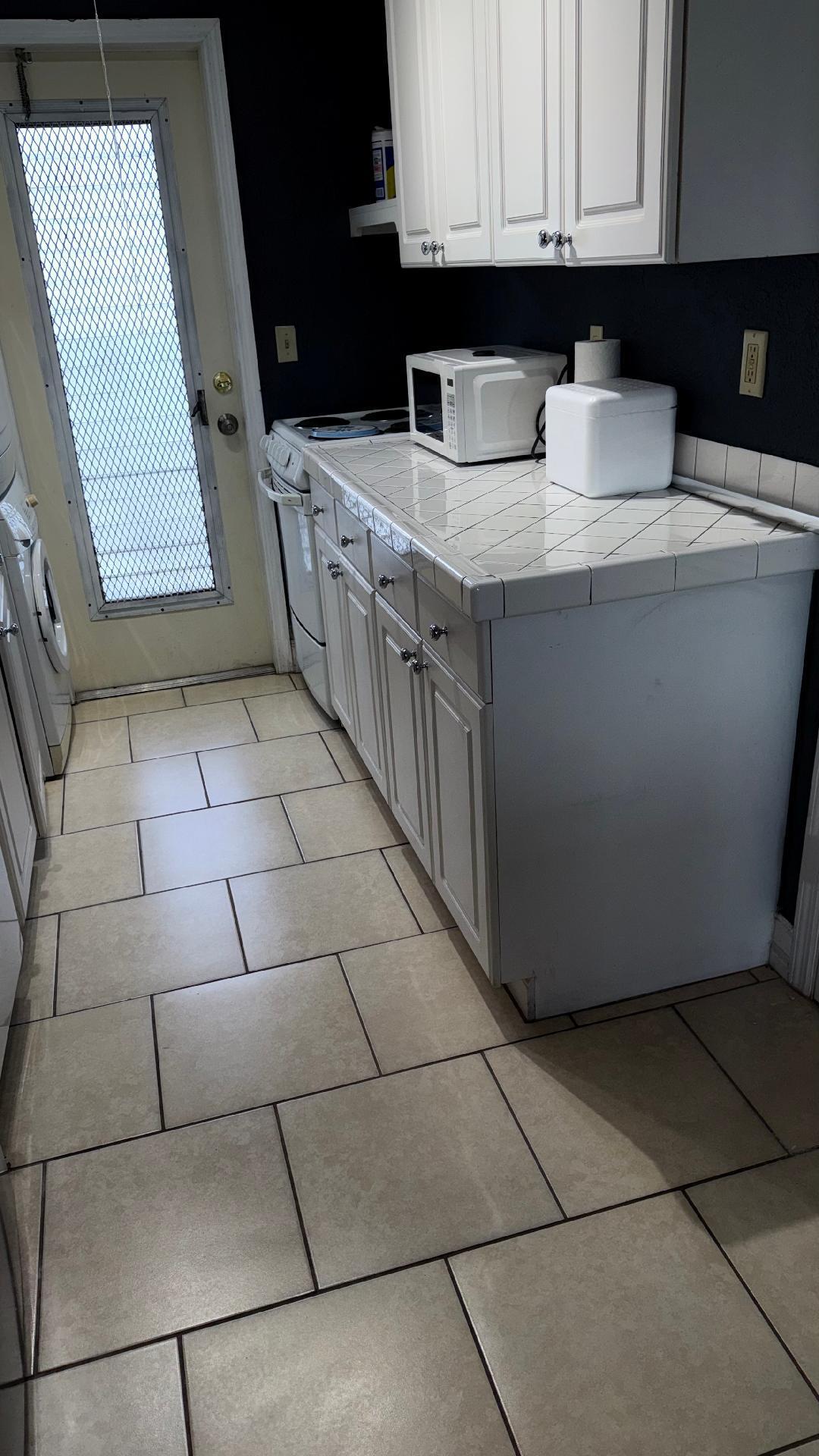 CLIFF LAKE VILLAS CO-OP - Residential