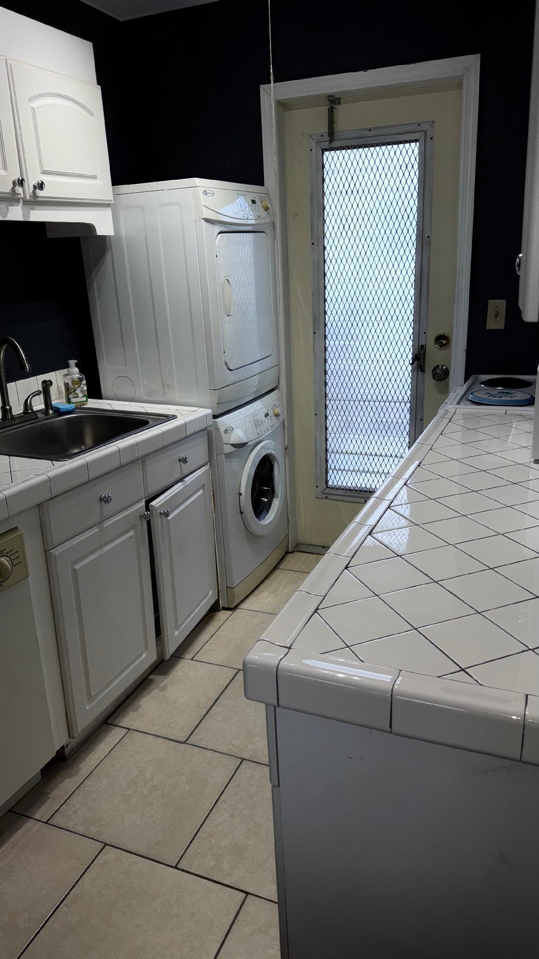 CLIFF LAKE VILLAS CO-OP - Residential