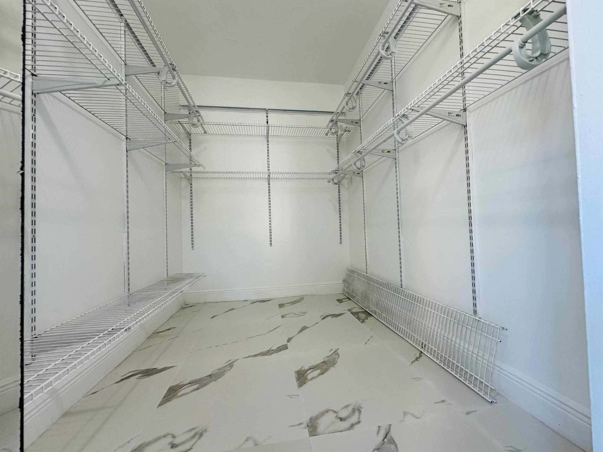 Palm Club Village ll - Residential