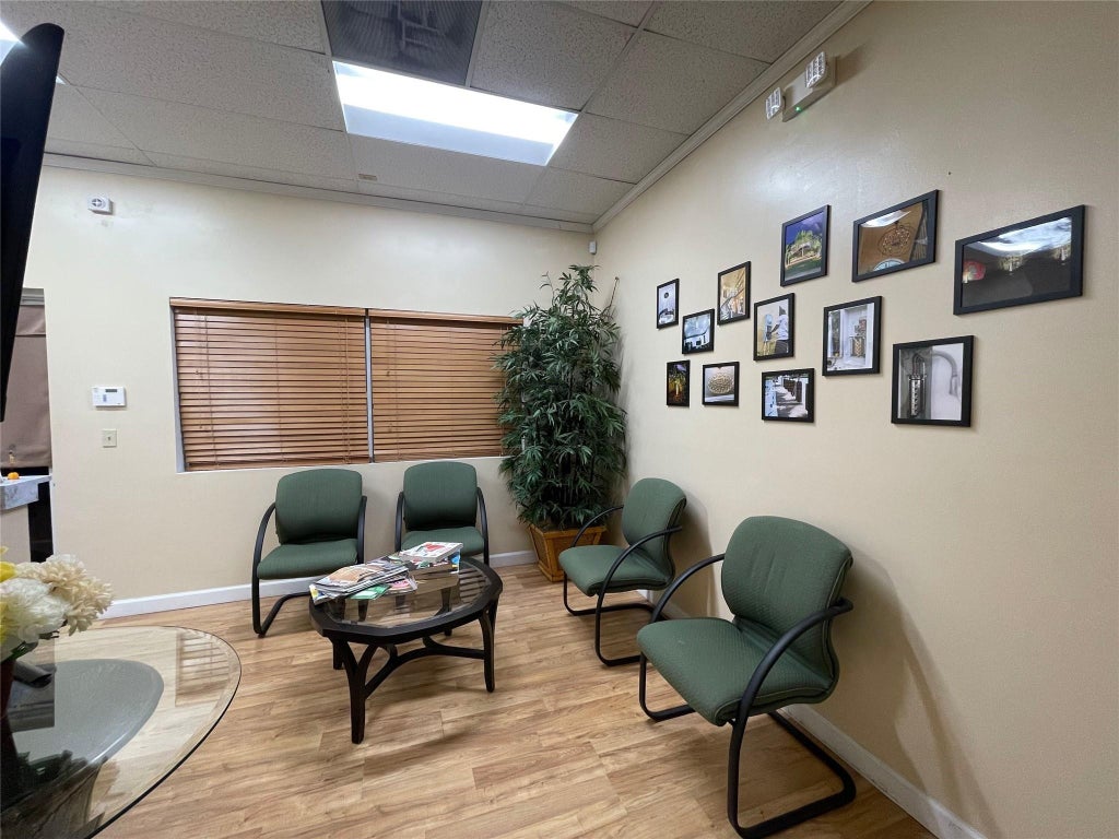 Photo of 4700 W PROSPECT Road #103, Fort Lauderdale, FL 33309 (MLS # B26077994)