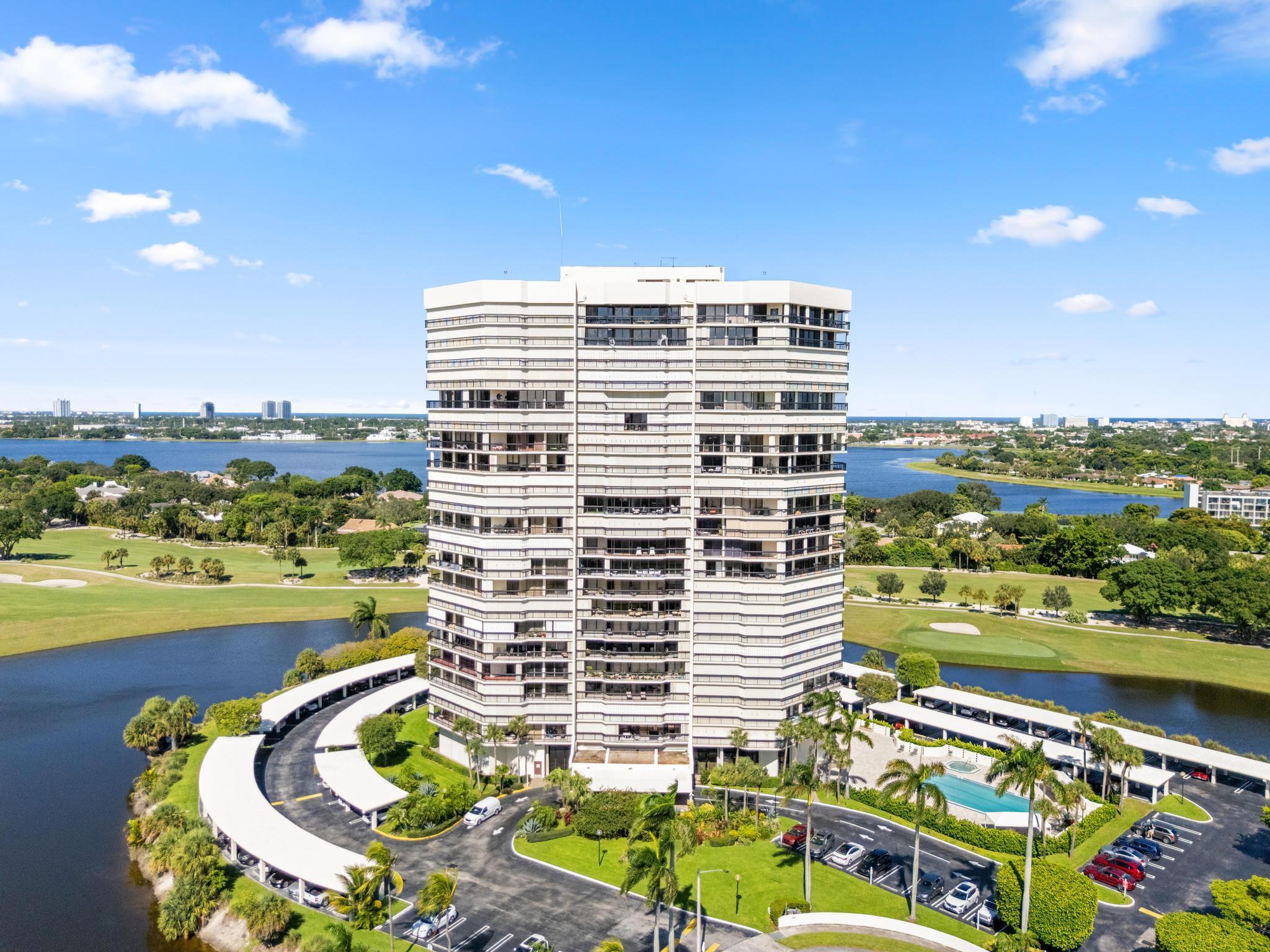 Fully Furnished designer 20th floor condo with views of Lake Magnolia and the ocean. Featuring solid wood cabinets, stainless steel appliances, granite countertops, and marble flooring. Designer unit overlooking Dutchman's Pipe Golf Course. 24 hour concierge, tennis court, pool, with a manned gate. Marble showers and bathrooms. Tenant pays $500/month for utilities