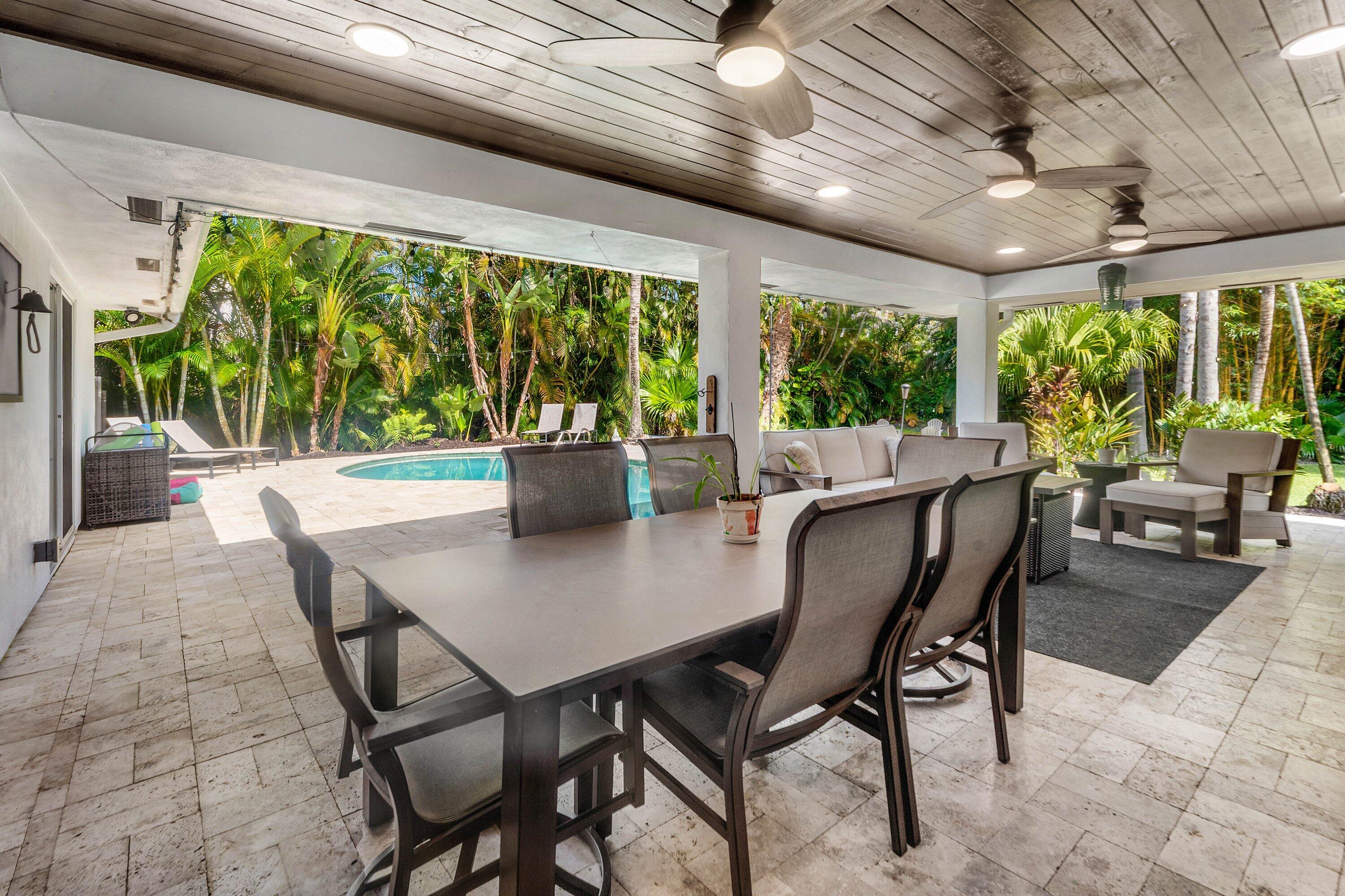 18329 LOXAHATCHEE RIVER Road
