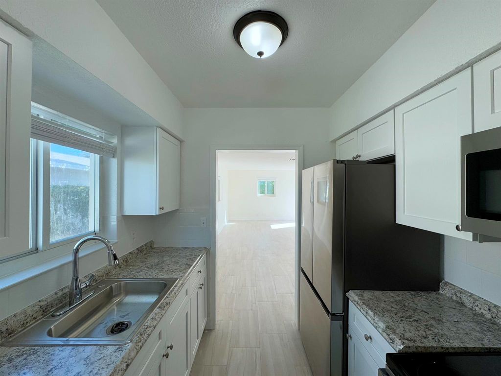 Photo of 2931 NE 7th Avenue #A, Pompano Beach, FL 33064 (MLS # R11051400)