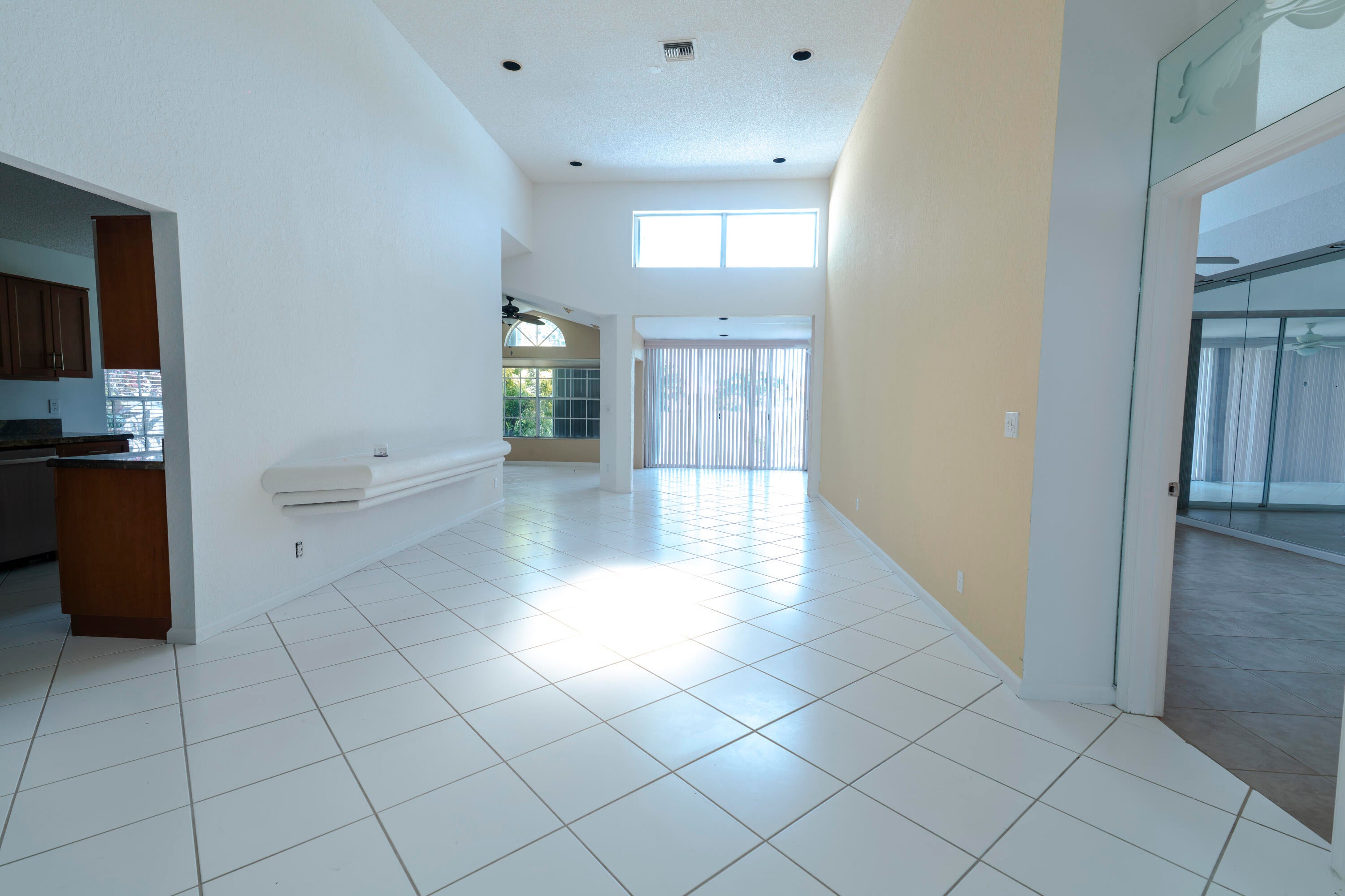 6113 GREENSPOINTE Drive 10