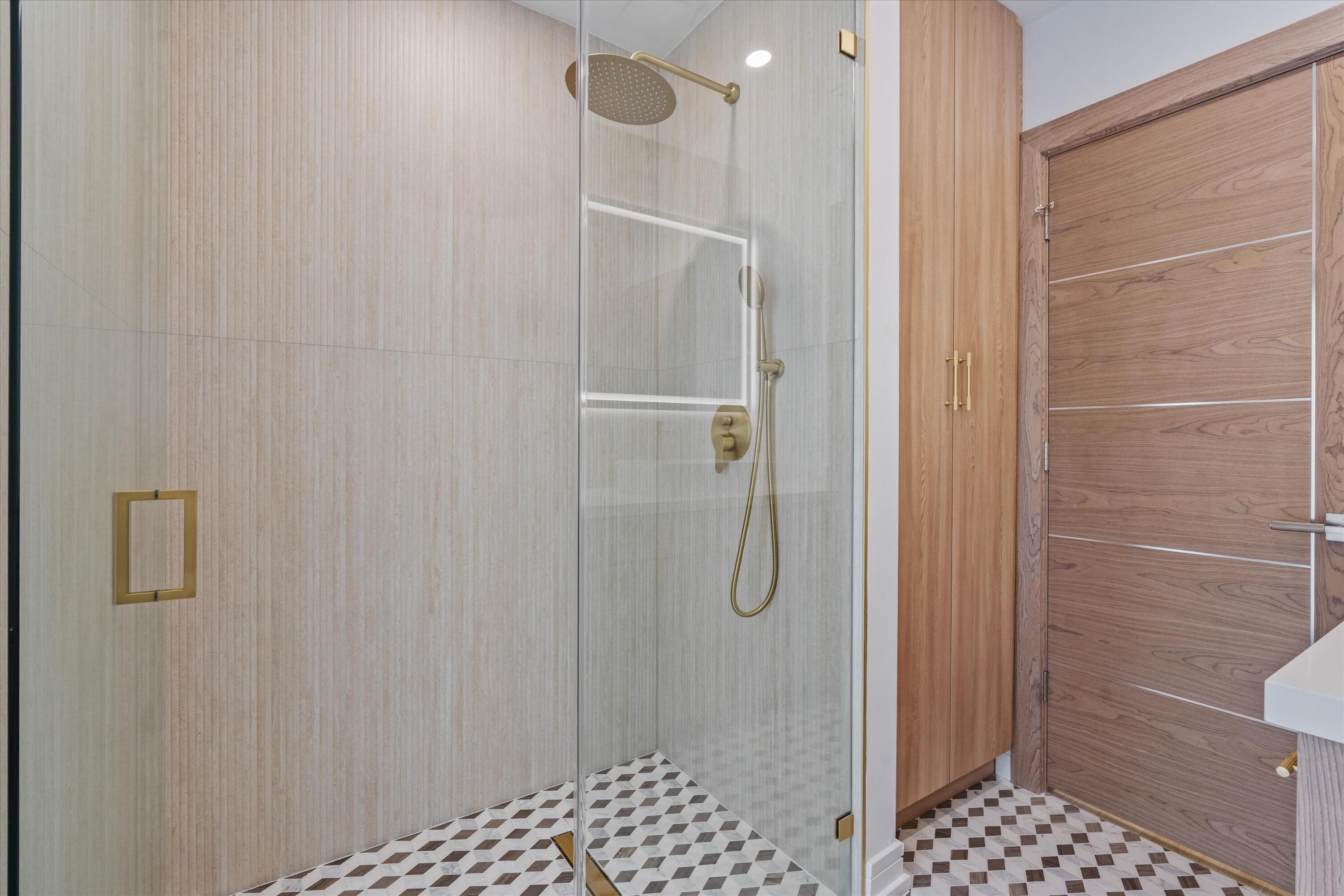 ESTANCIA - Residential