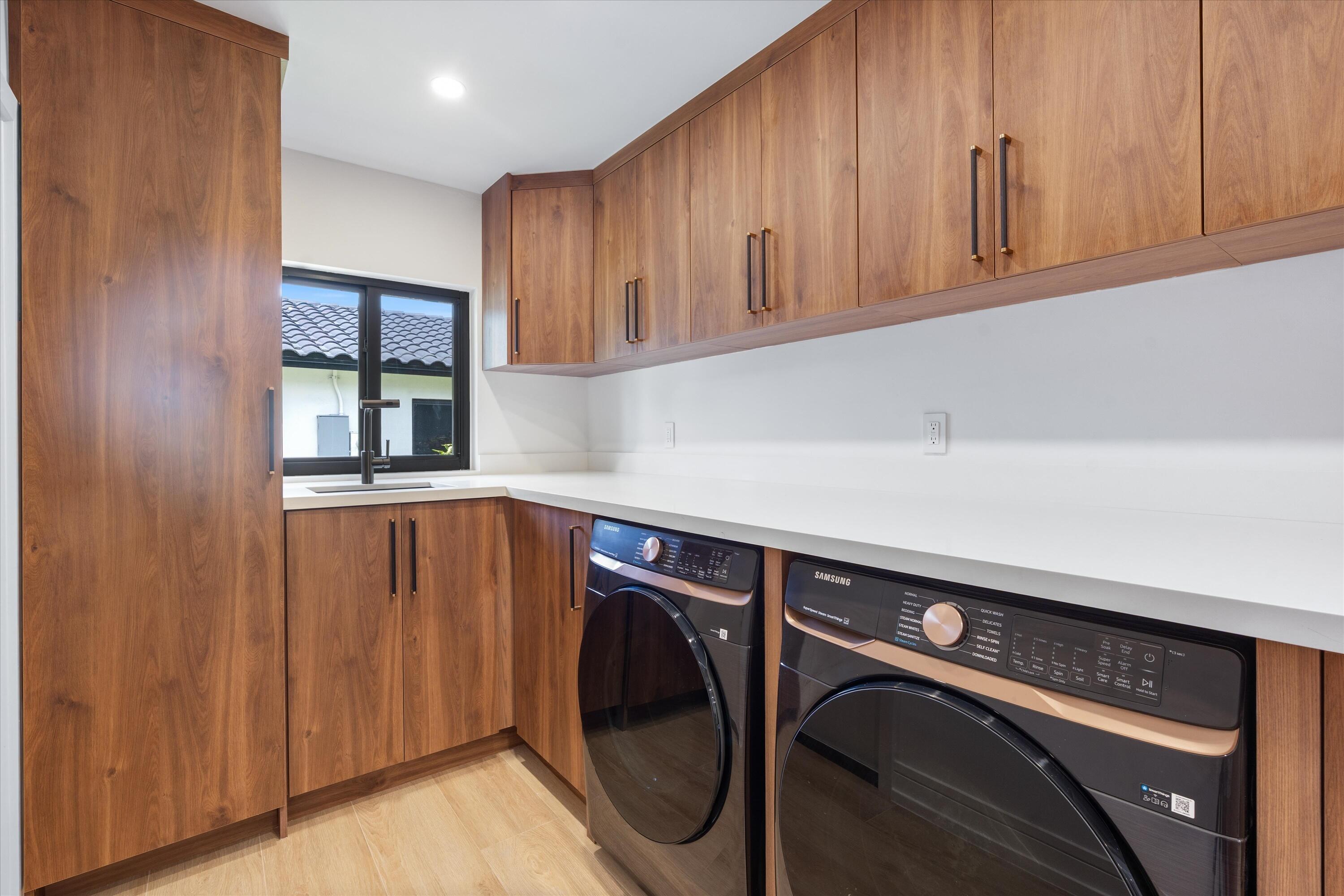 ESTANCIA - Residential