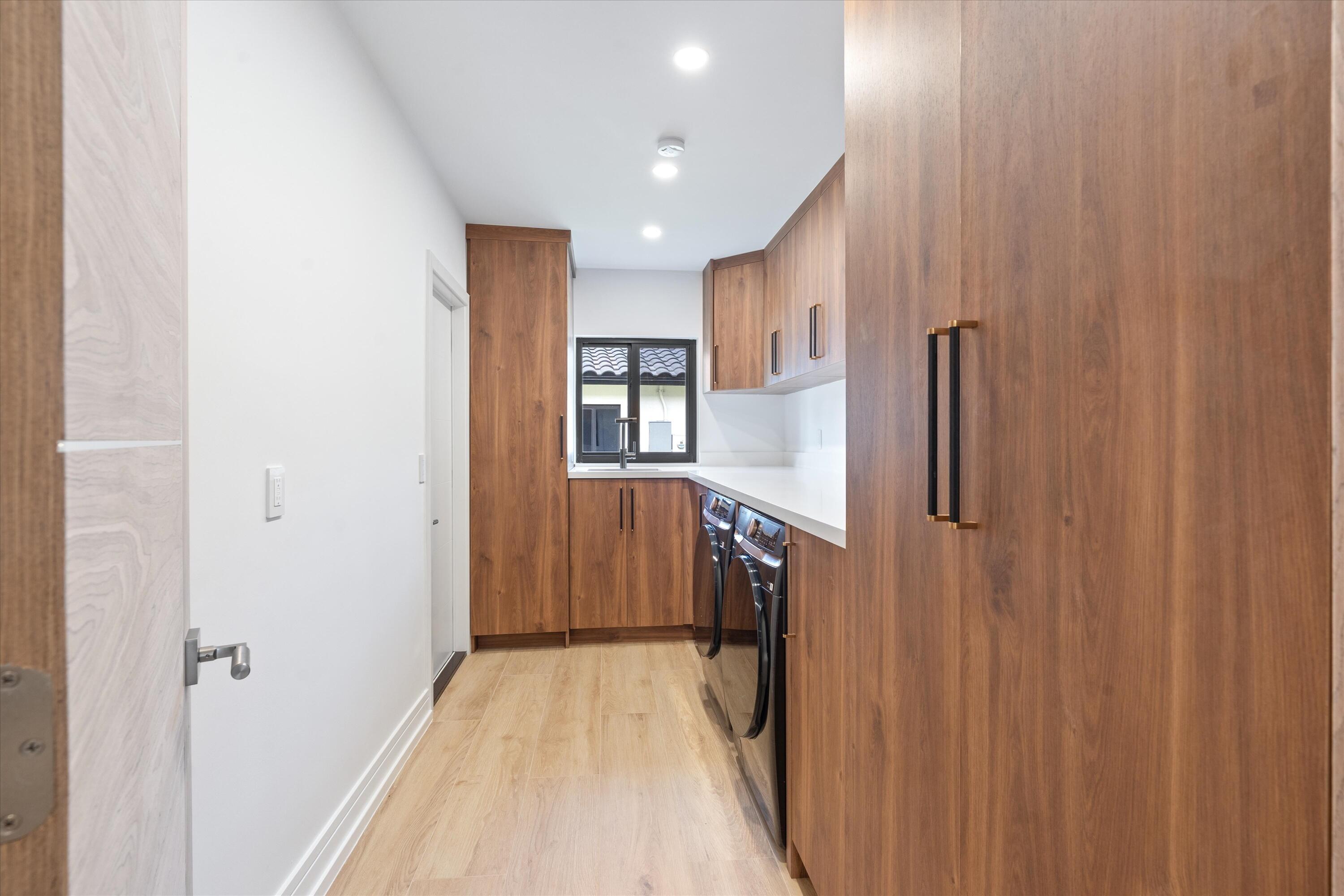 ESTANCIA - Residential
