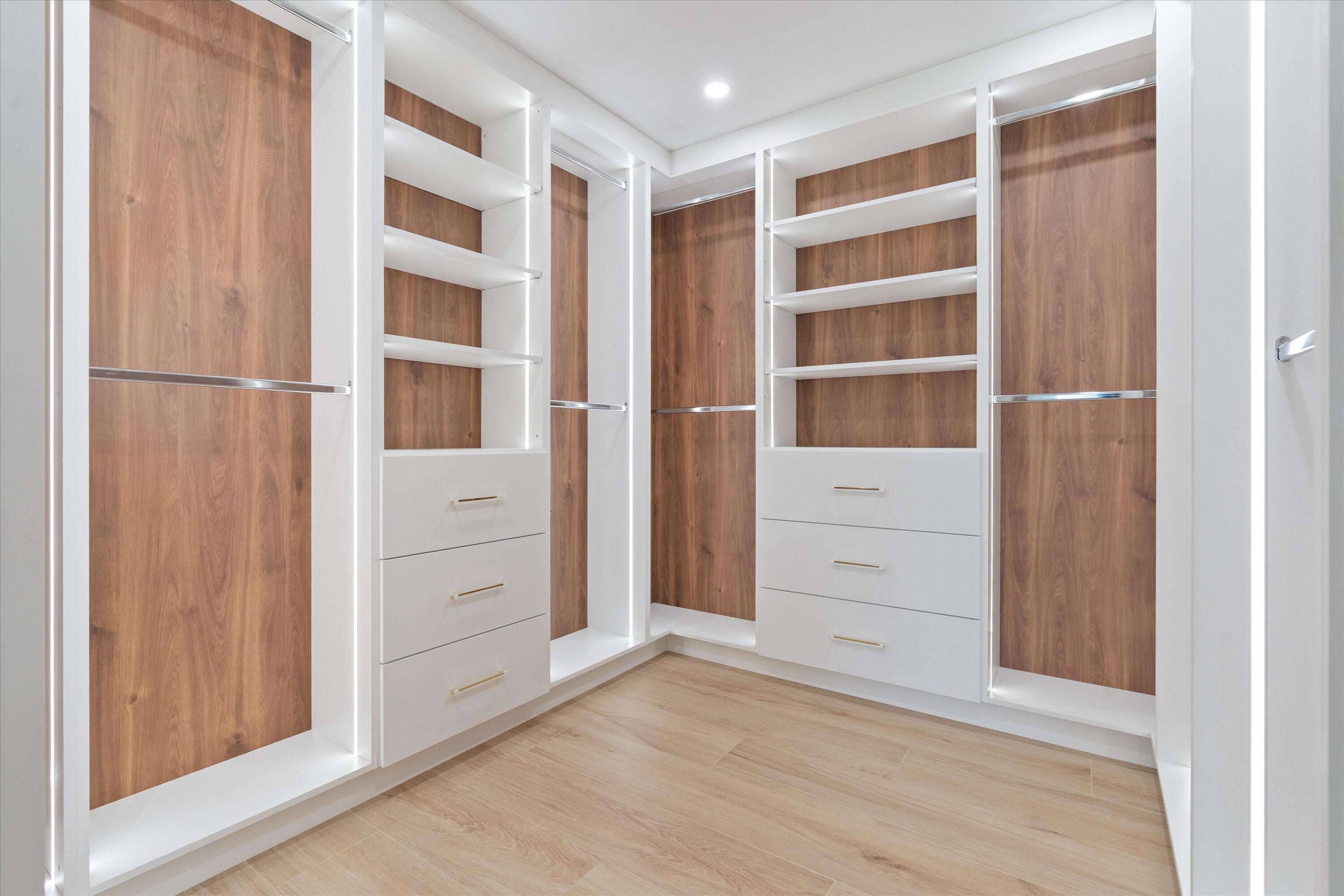 ESTANCIA - Residential
