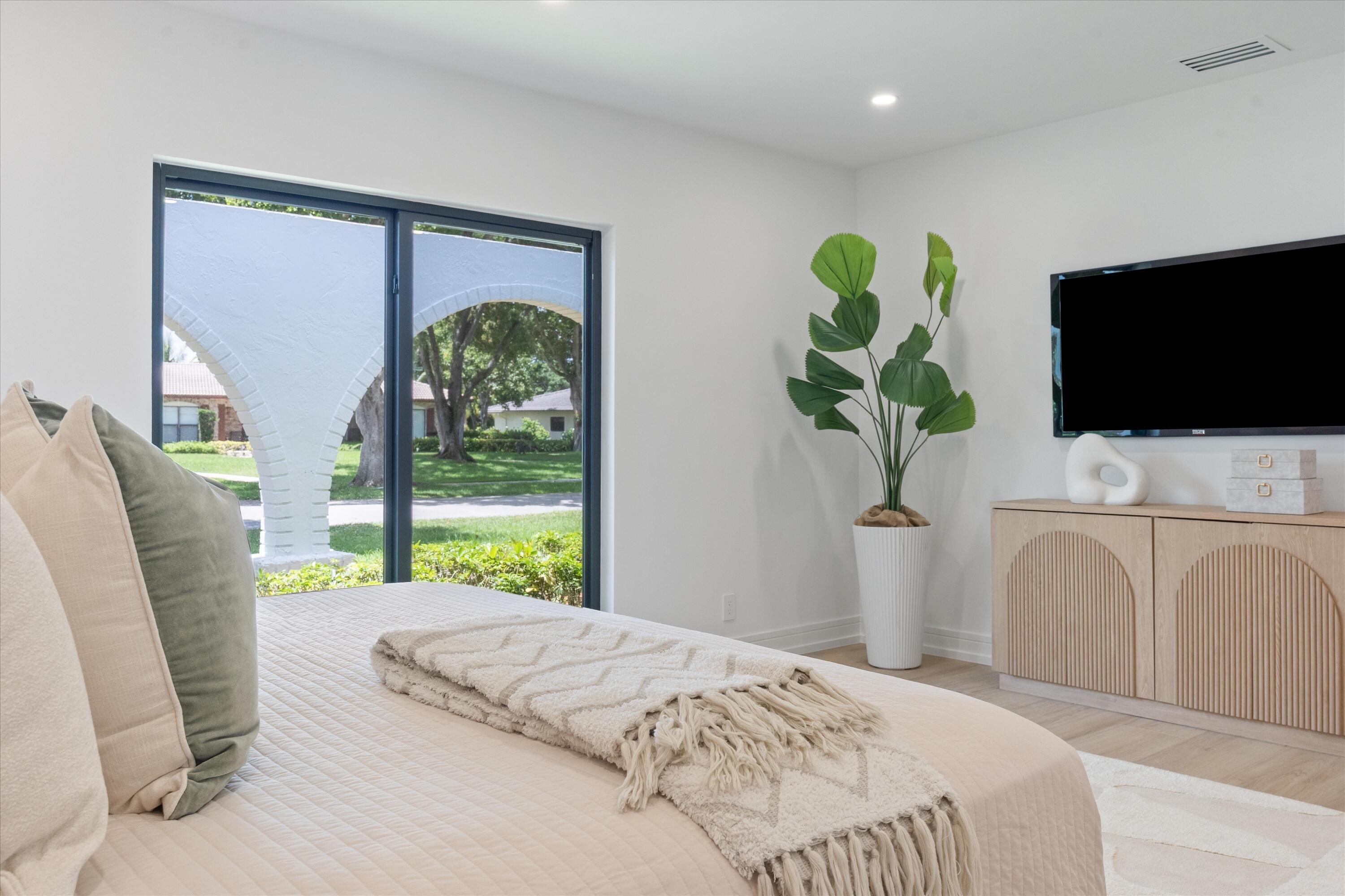 ESTANCIA - Residential