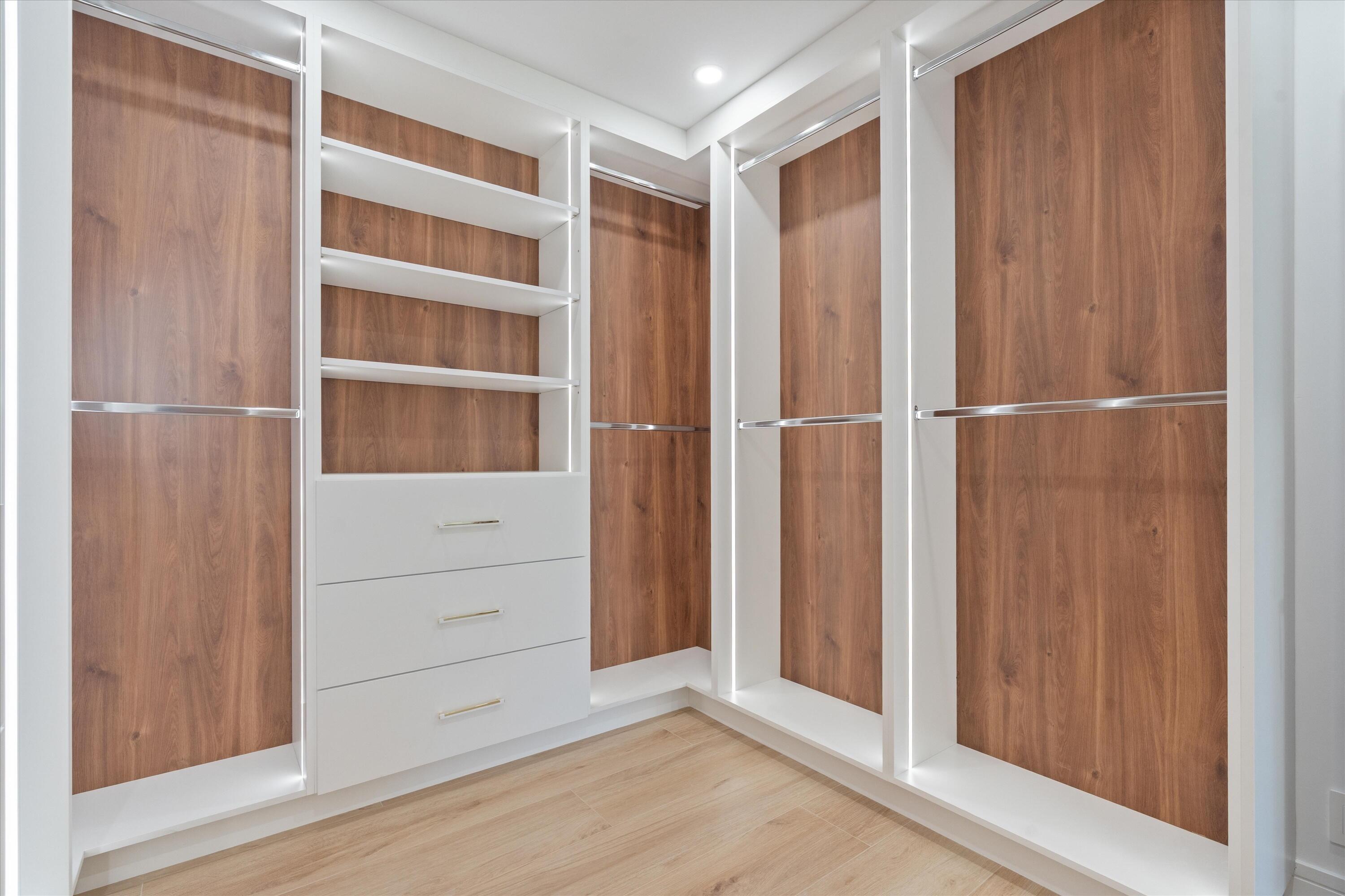 ESTANCIA - Residential