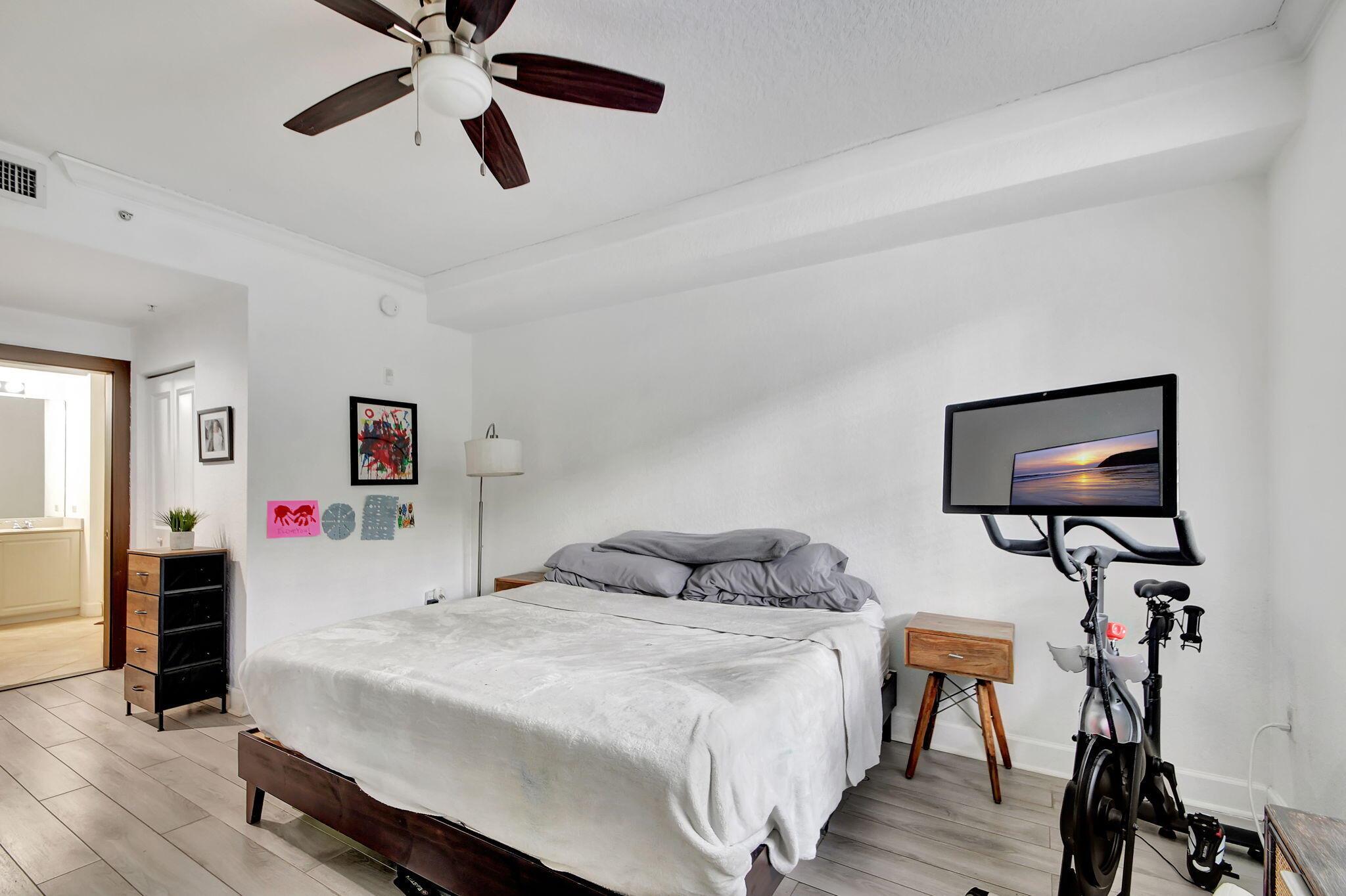 SAN RAPHAEL CONDO - Residential