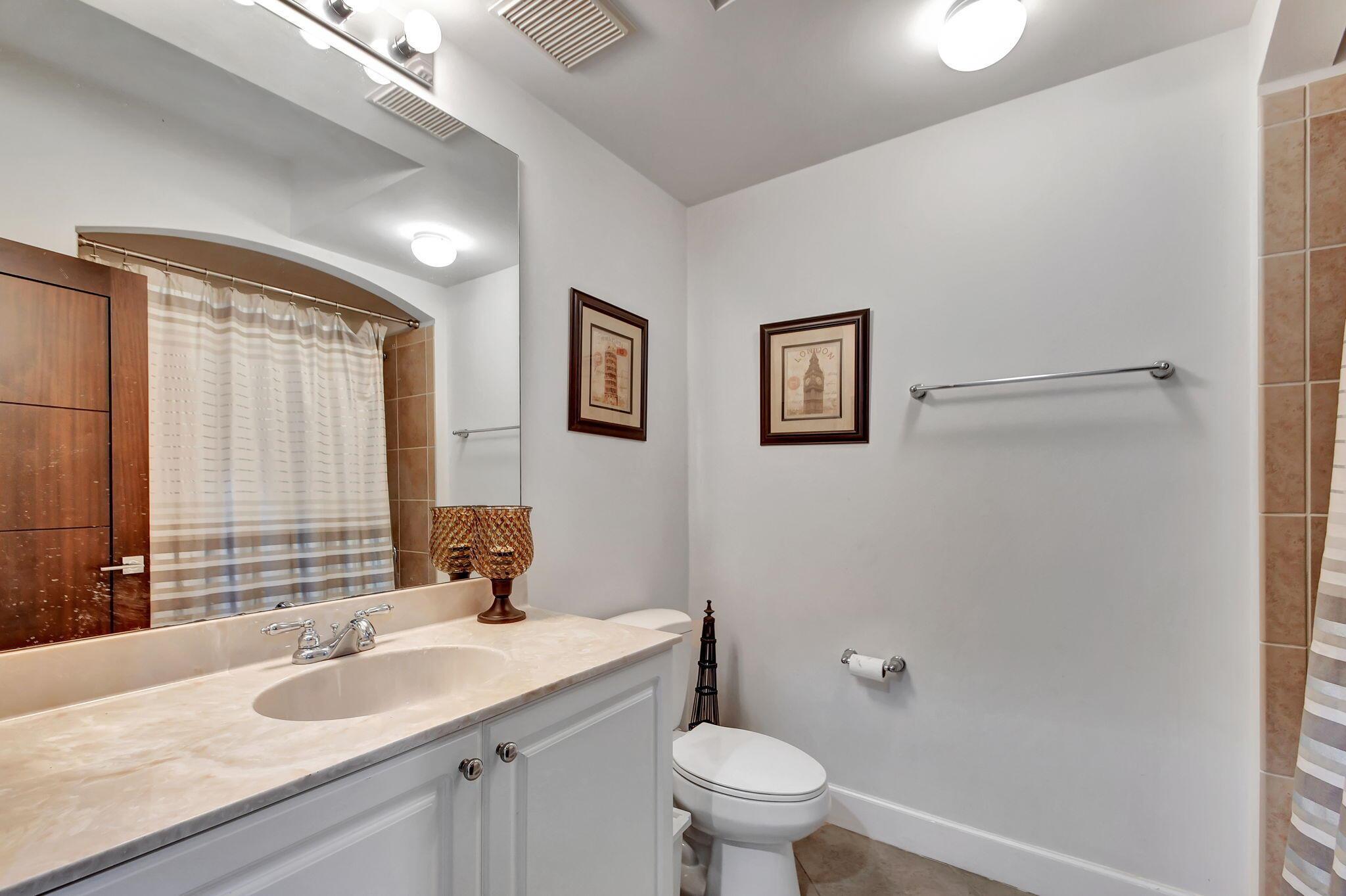 SAN RAPHAEL CONDO - Residential