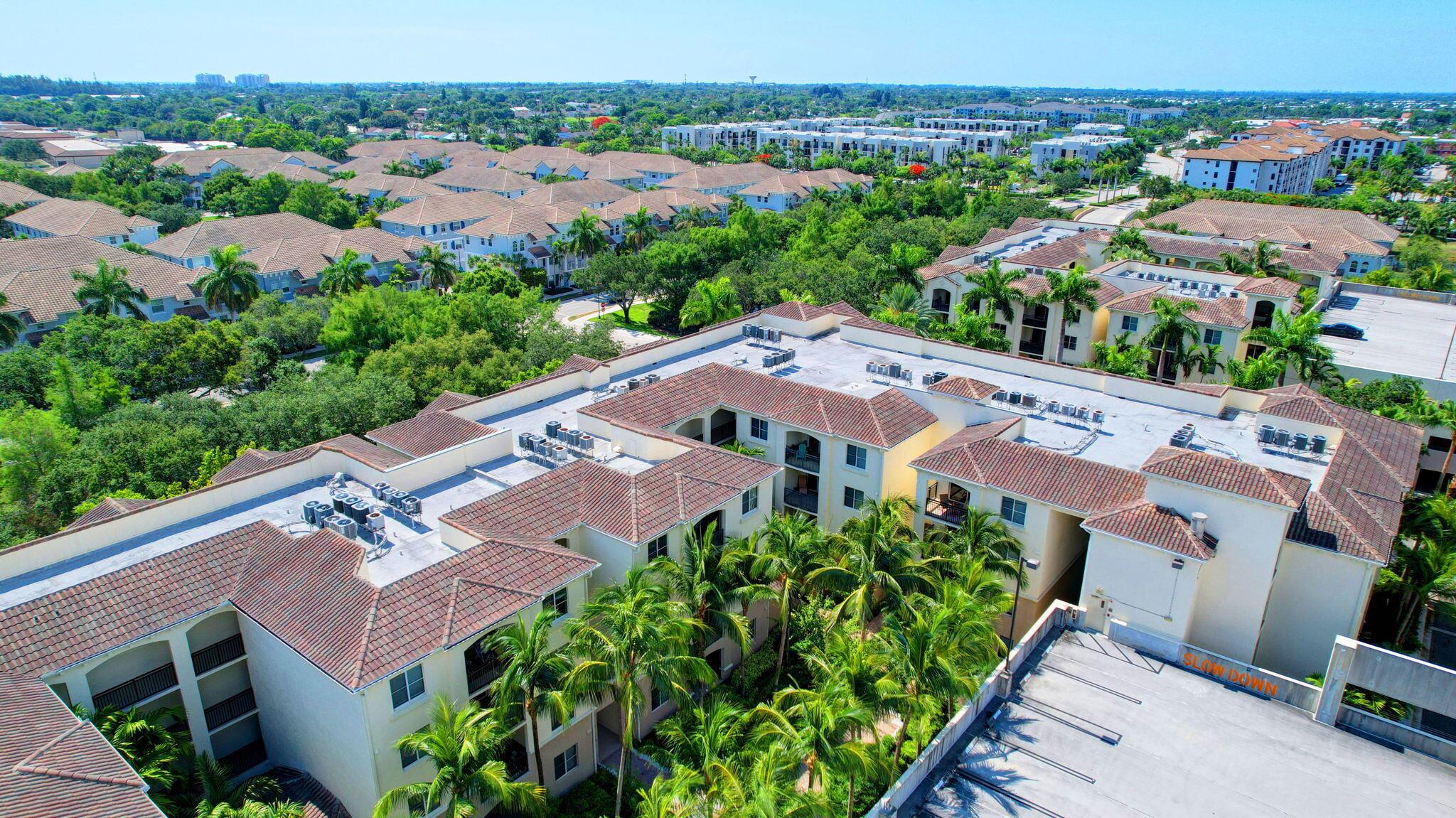 SAN RAPHAEL CONDO - Residential