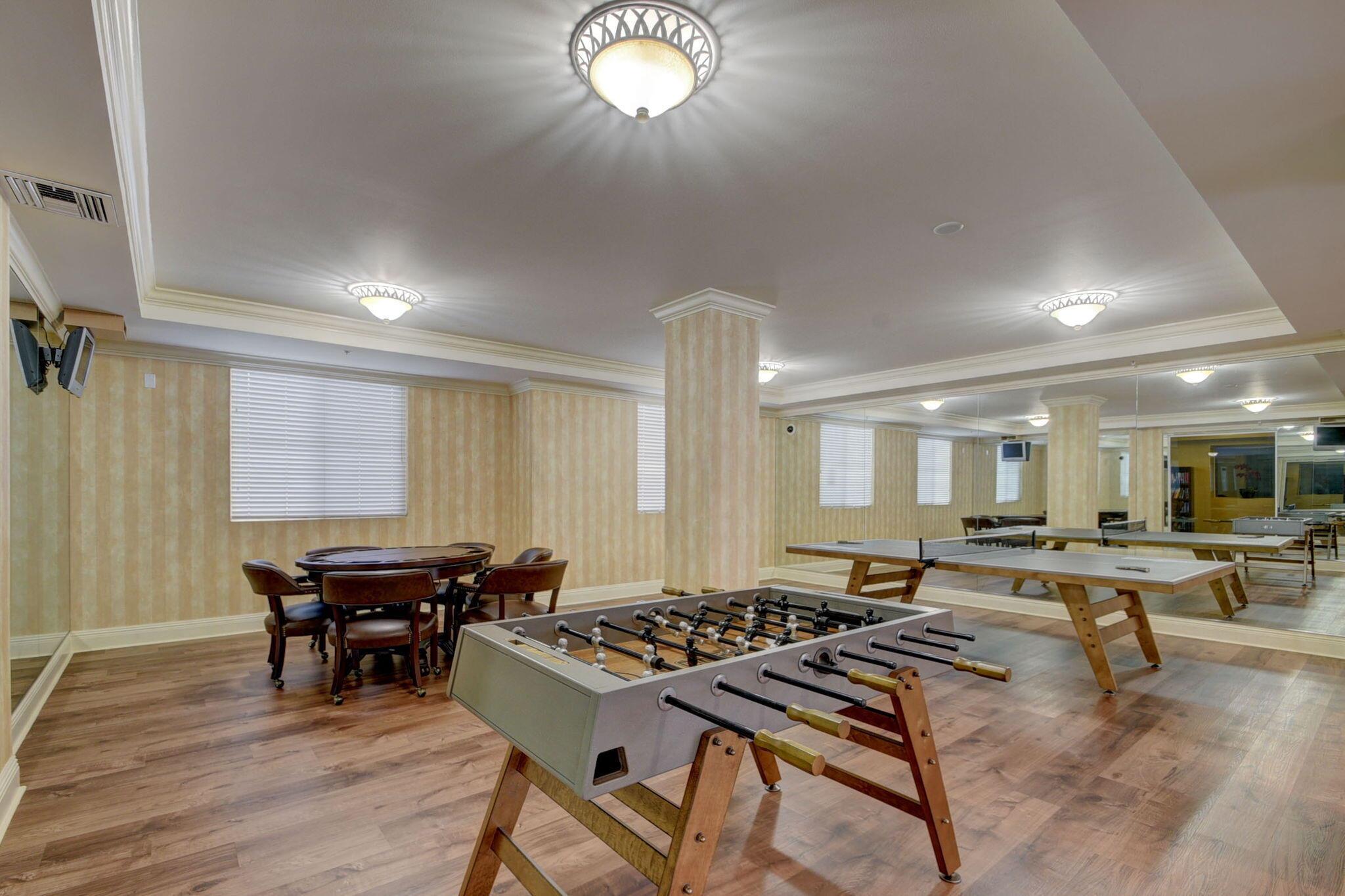 SAN RAPHAEL CONDO - Residential