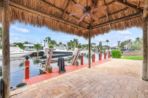 Tiny photo for 361 SE 9TH Court, Pompano Beach, FL 33060 (MLS # B26084254)