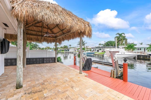 Tiny photo for 361 SE 9TH Court, Pompano Beach, FL 33060 (MLS # B26084254)