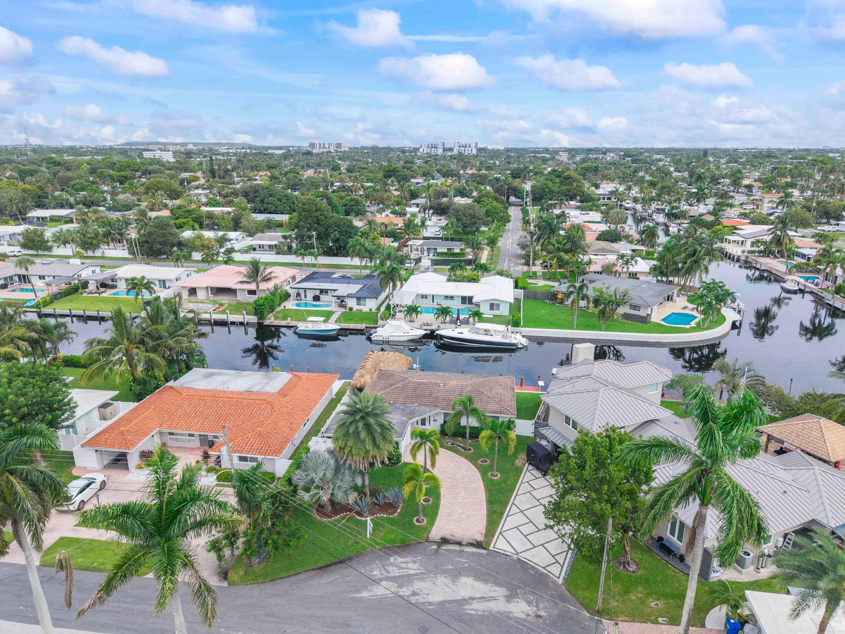 361 SE 9TH Court