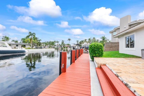 Tiny photo for 361 SE 9TH Court, Pompano Beach, FL 33060 (MLS # B26084254)