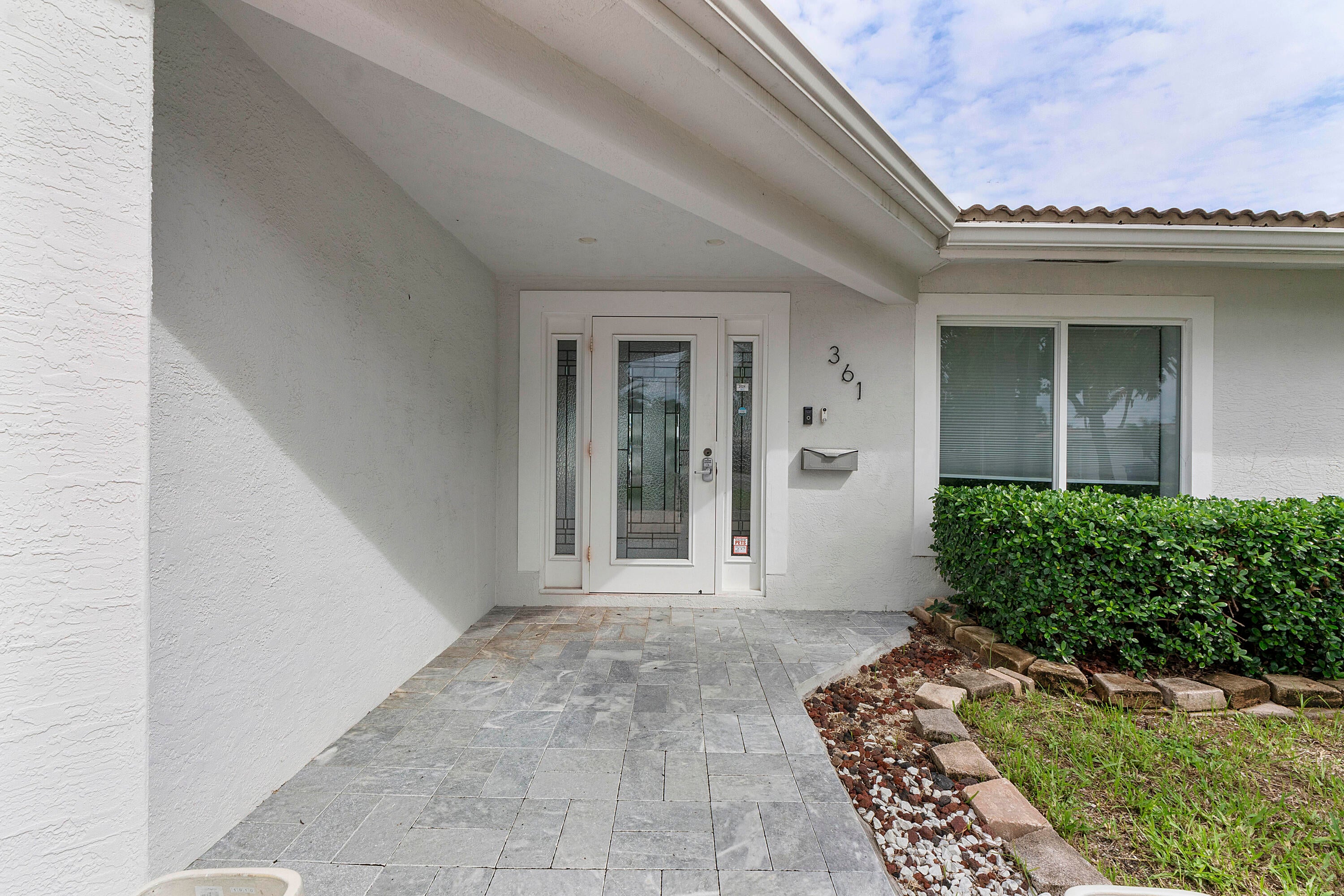 361 SE 9TH Court