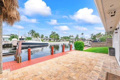 Tiny photo for 361 SE 9TH Court, Pompano Beach, FL 33060 (MLS # B26084254)