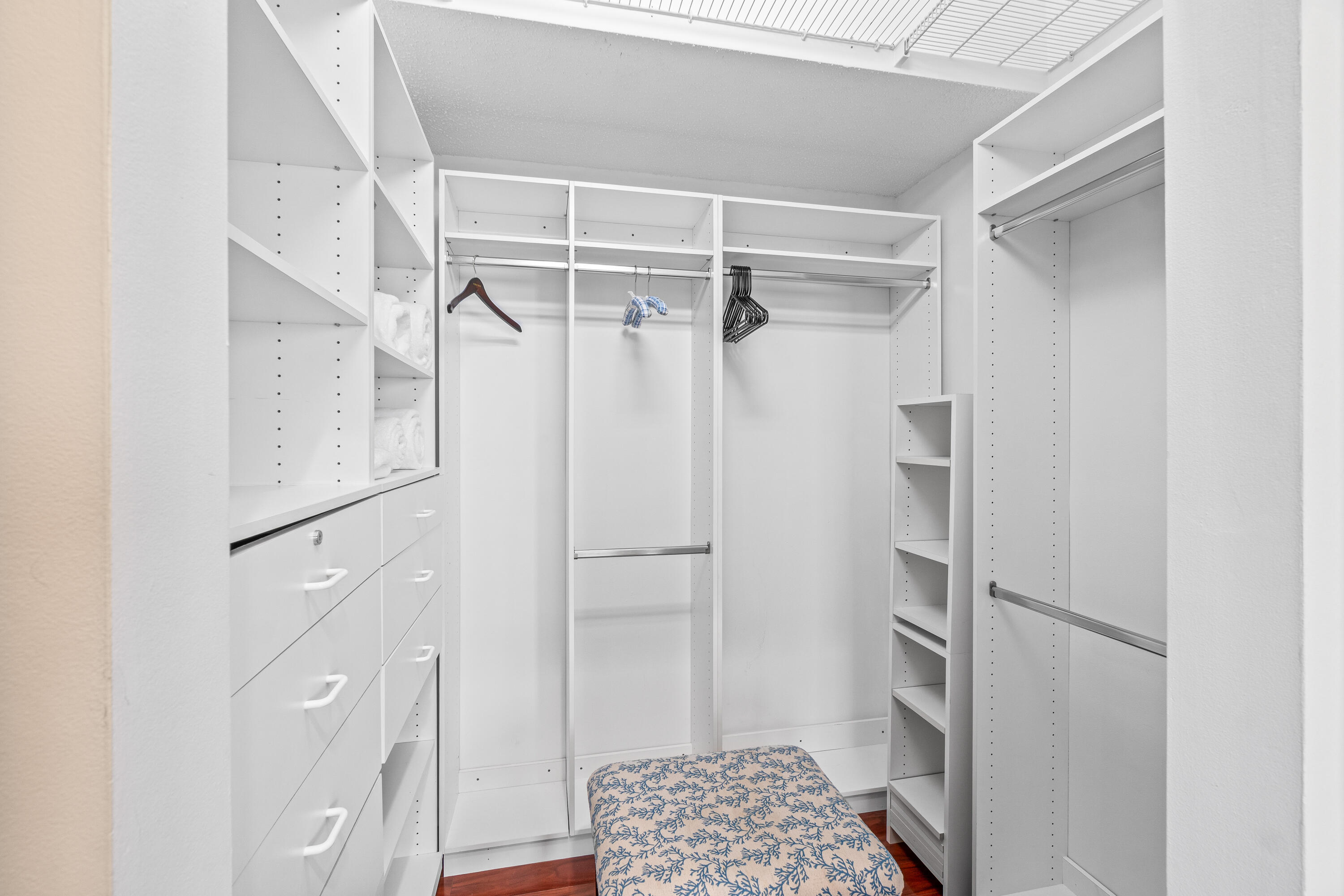 ABERDEEN - Brittany Lakes - Residential