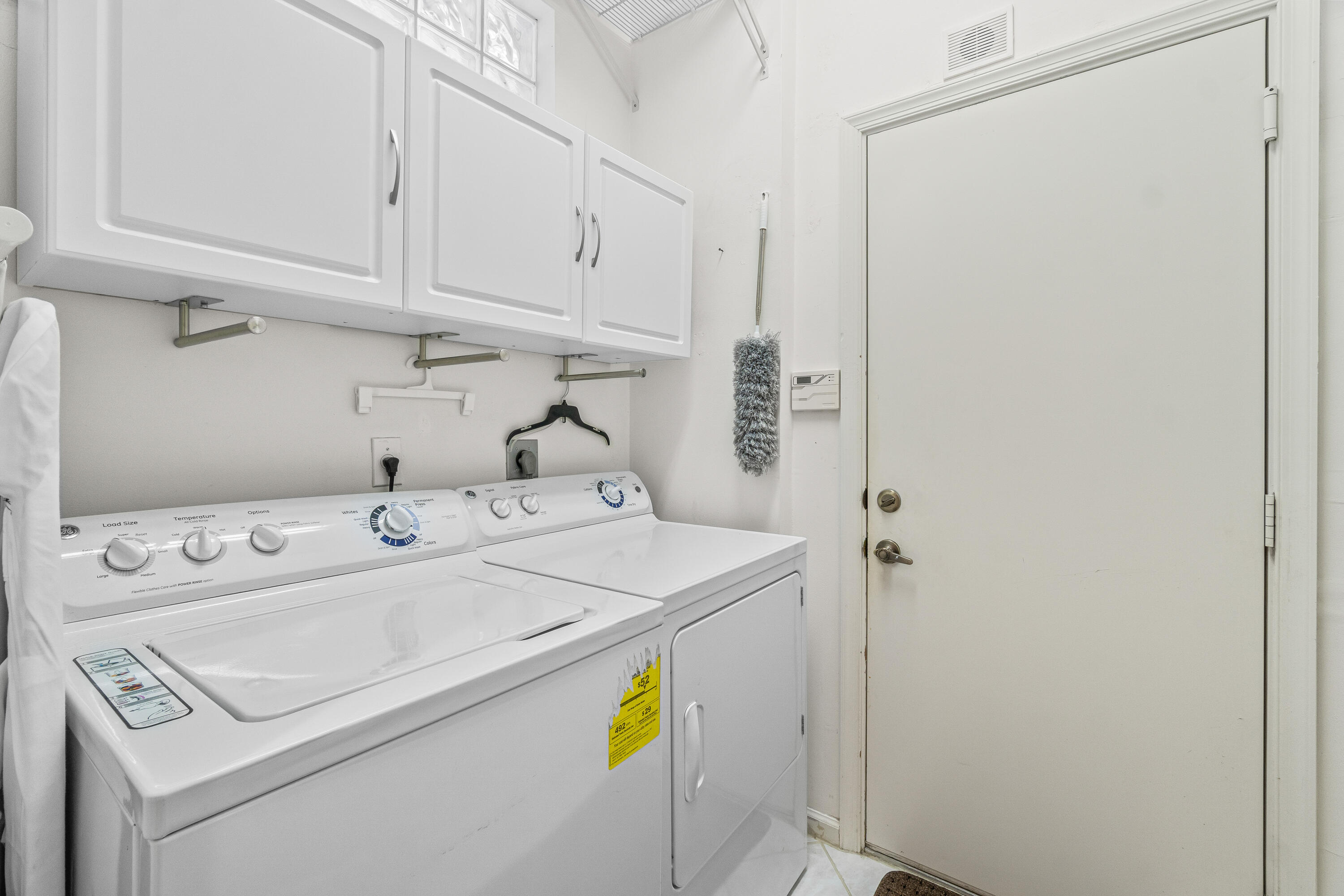 ABERDEEN - Brittany Lakes - Residential