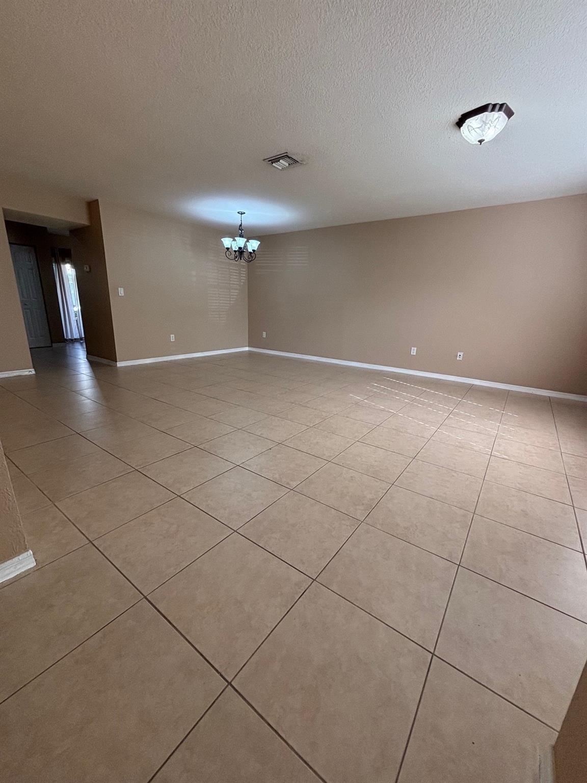 Lyons Indust Park 71-1 B - Residential Lease