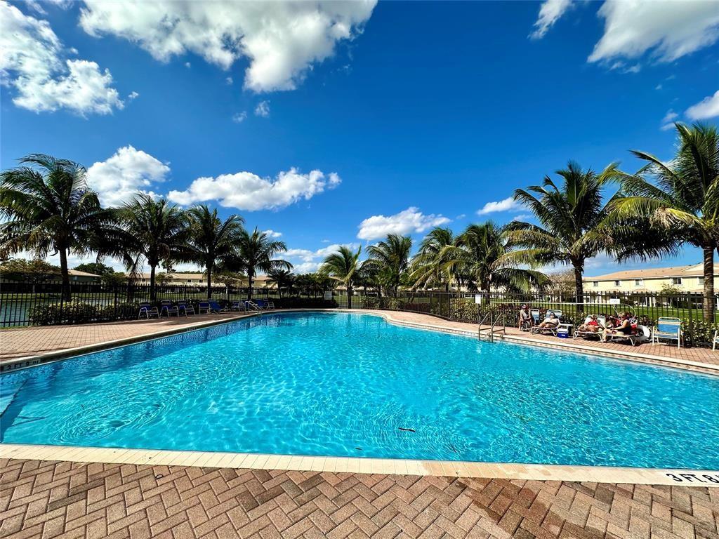 Lyons Indust Park 71-1 B - Residential Lease